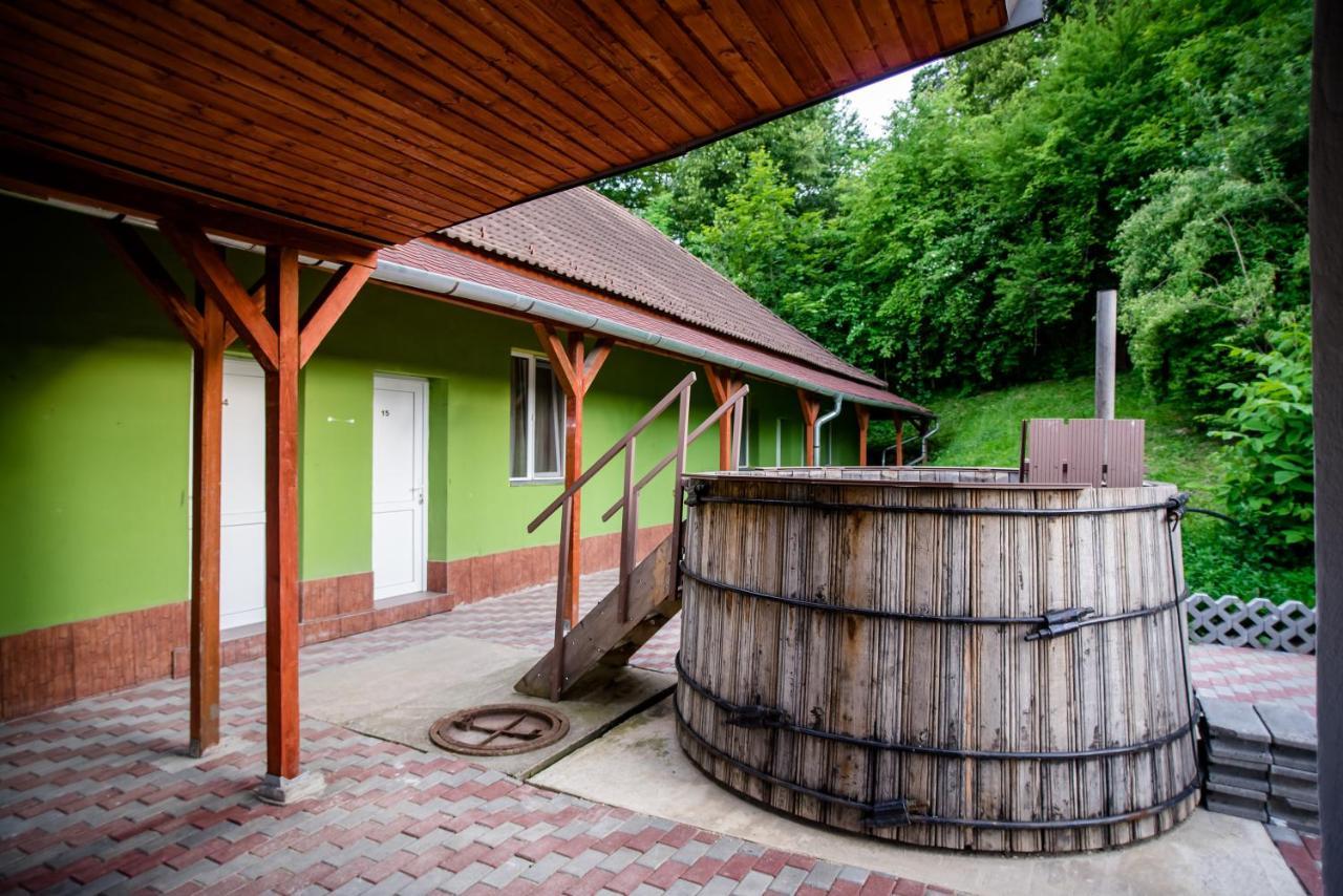Hotel Marion Poiana Dumbraveni  Bagian luar foto